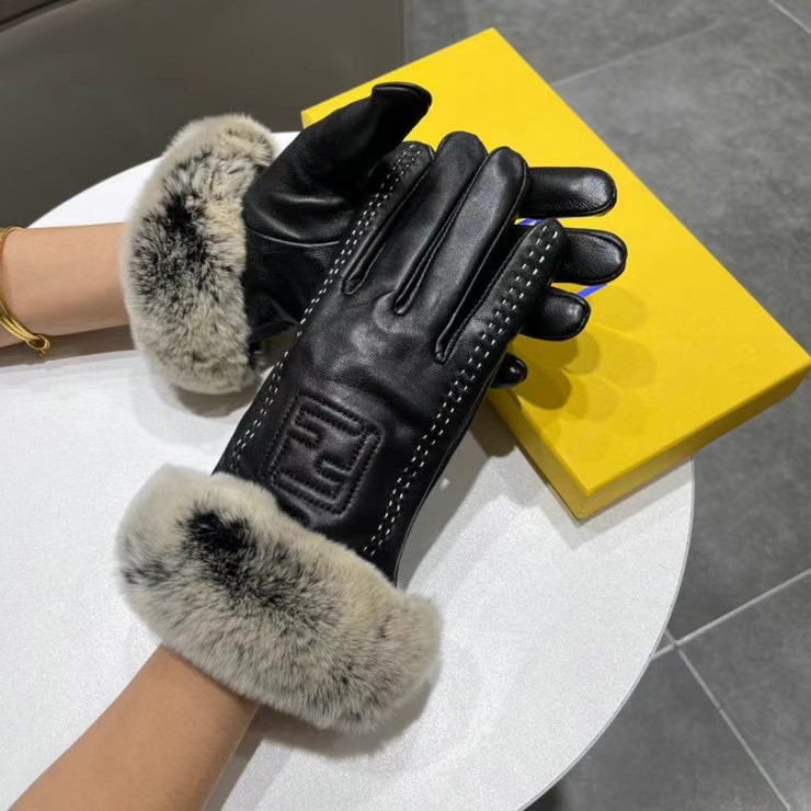 Fendi Gloves M L 011232